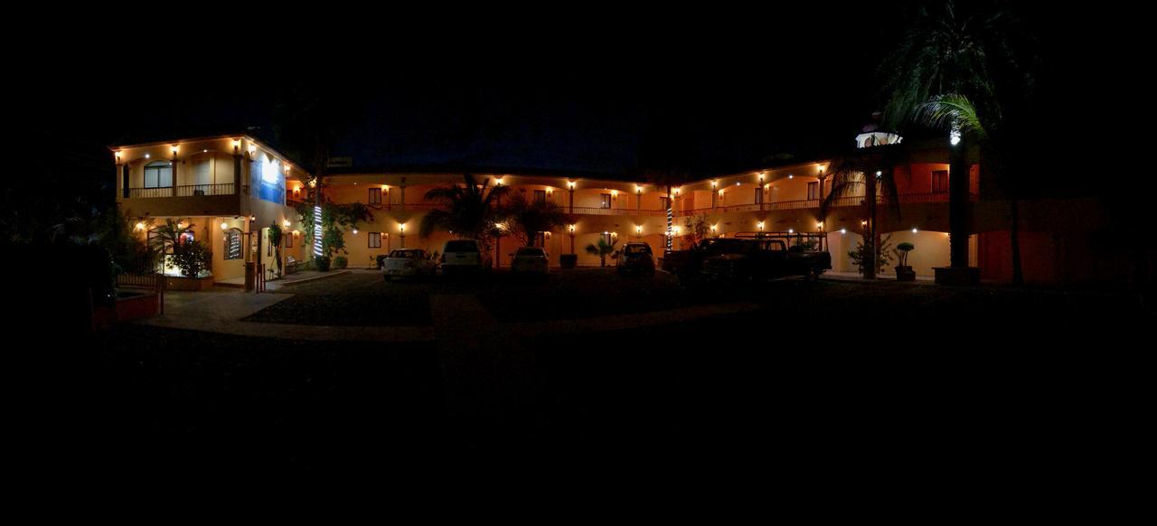 Hotel Posadas Del Ryal Ciudad Constitución Exterior foto